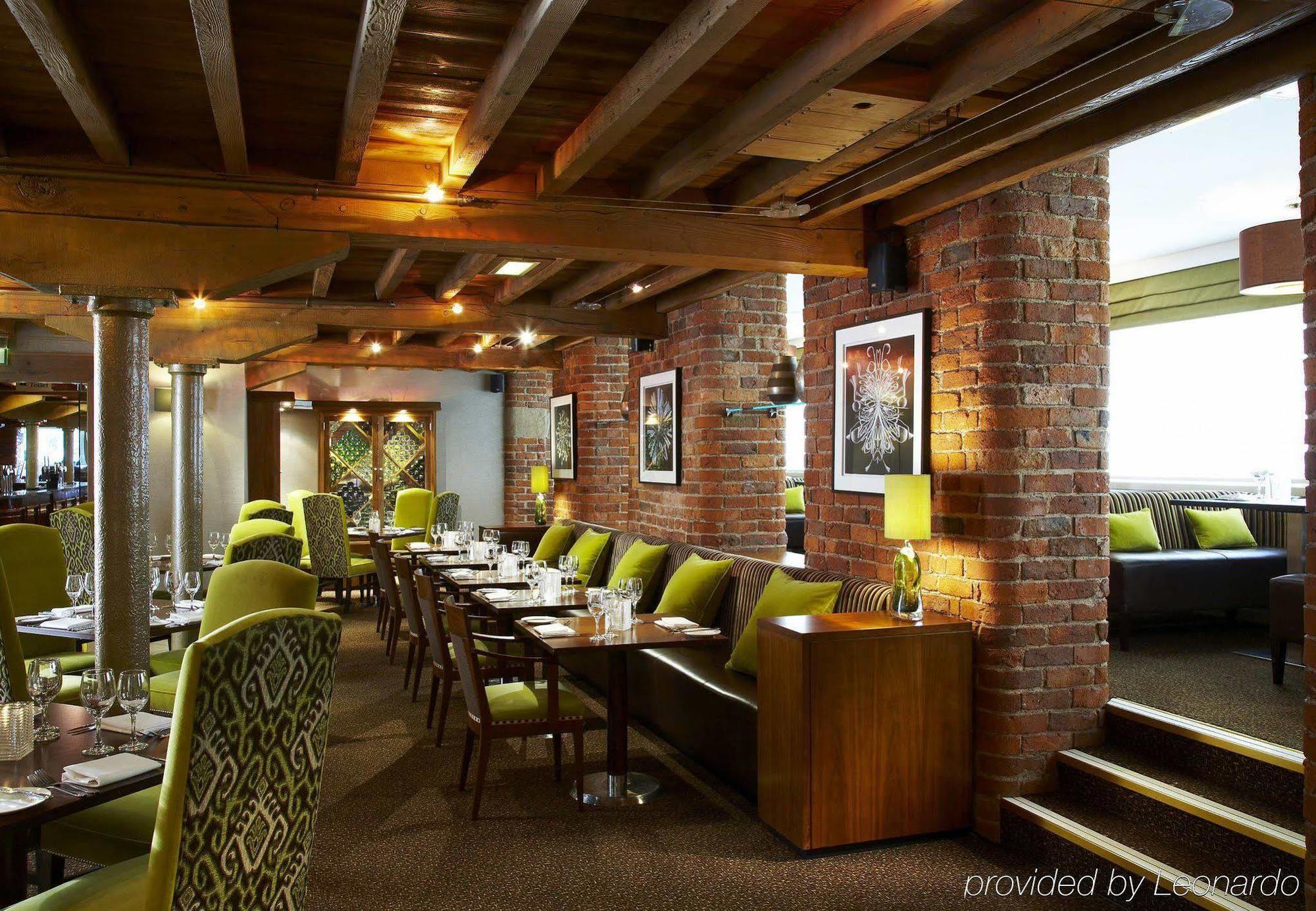 Marriott Victoria & 4*